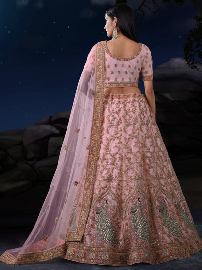 "Lehengas that blend tradition and trend for the USA." 