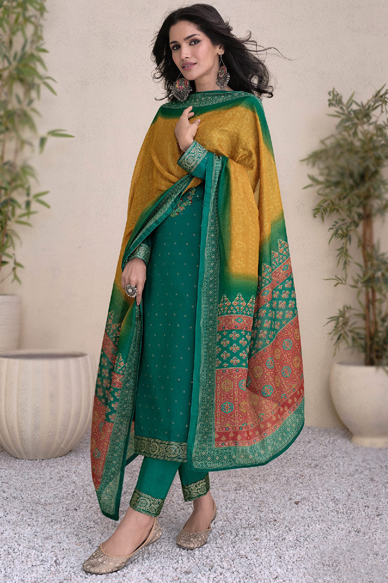Green colour cotton wear symbolizes freshness and festivity – great for Mehndi or family gatherings. 