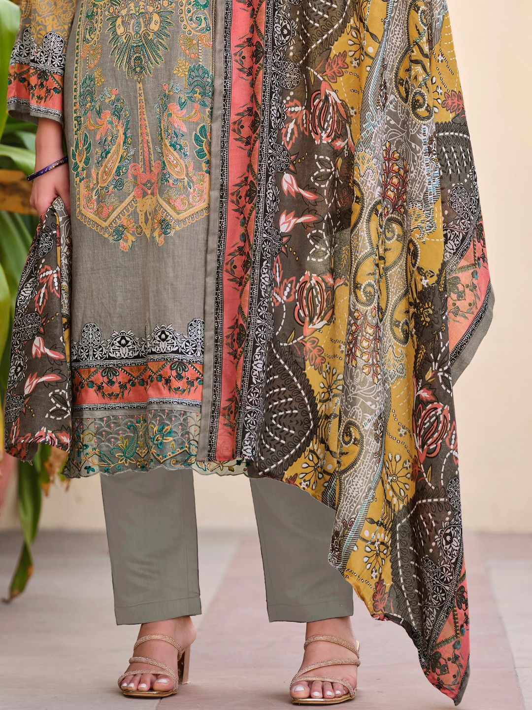 Cotton Wear – Stay festive, stay cool in cotton. 