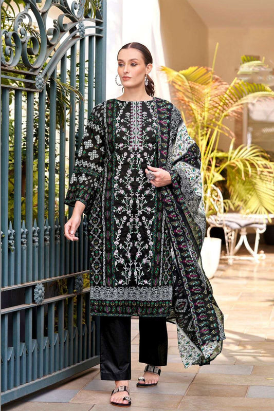 Black cotton outfit with a classic and versatile style, ideal for everyday wear, casual outings, and festive evenings. 