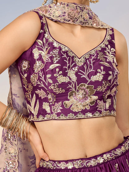 Crafted for queens—bridal lehengas that radiate opulence and charm.