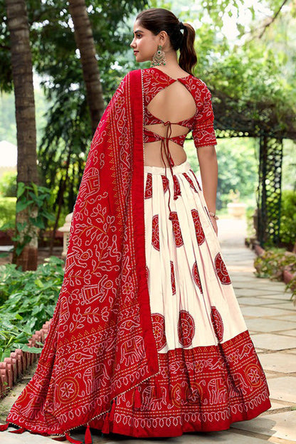 "Lehengas for Indian weddings in the USA." 