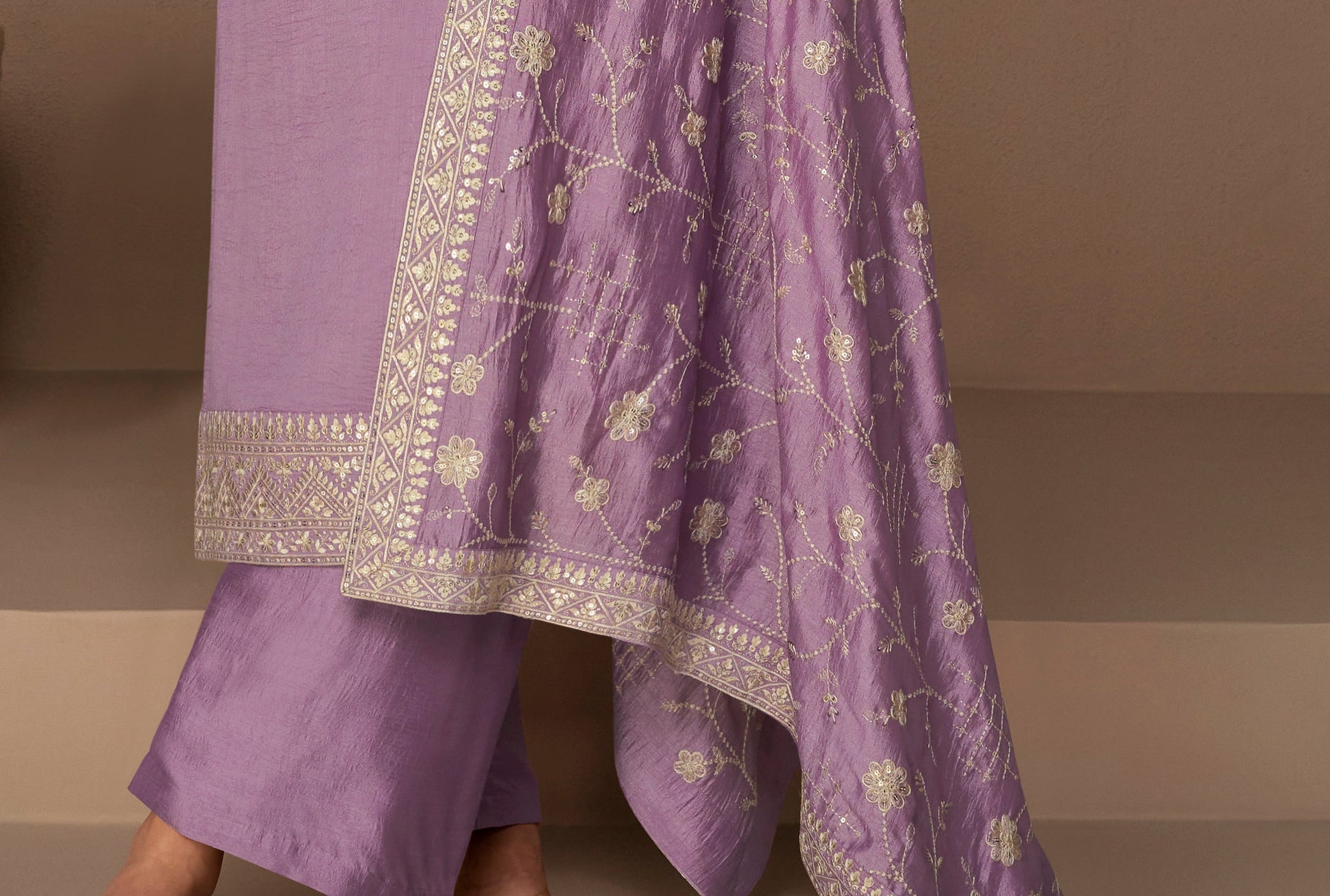 New design salwar kameez in lavender shade
