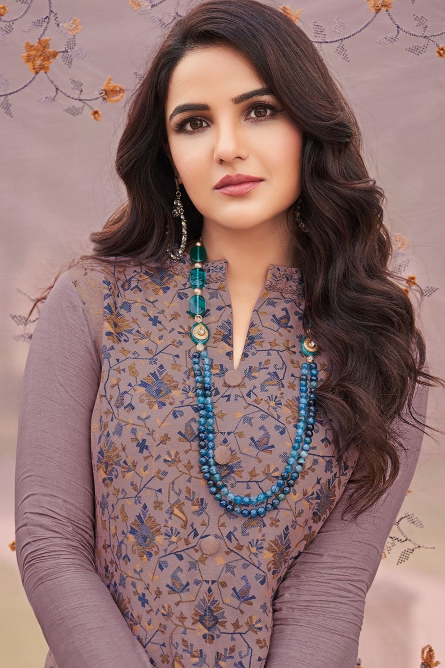 shalwar kameez with dupatta embroidery detail 