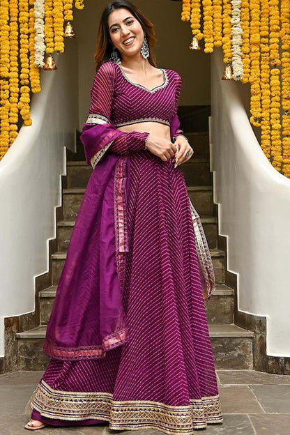 Festival-ready Anarkali suit available in USA