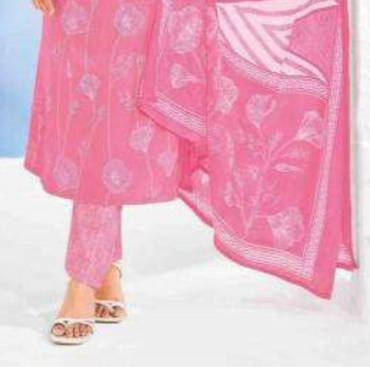 Light pink designer premium print shalwar kameez for everyday wear – graceful, soft, and perfect for daily elegance. Shop now at Seyuri. 