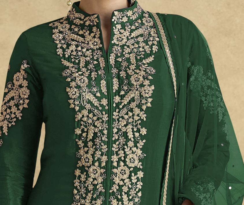 Mehendi function gown for women in USA 