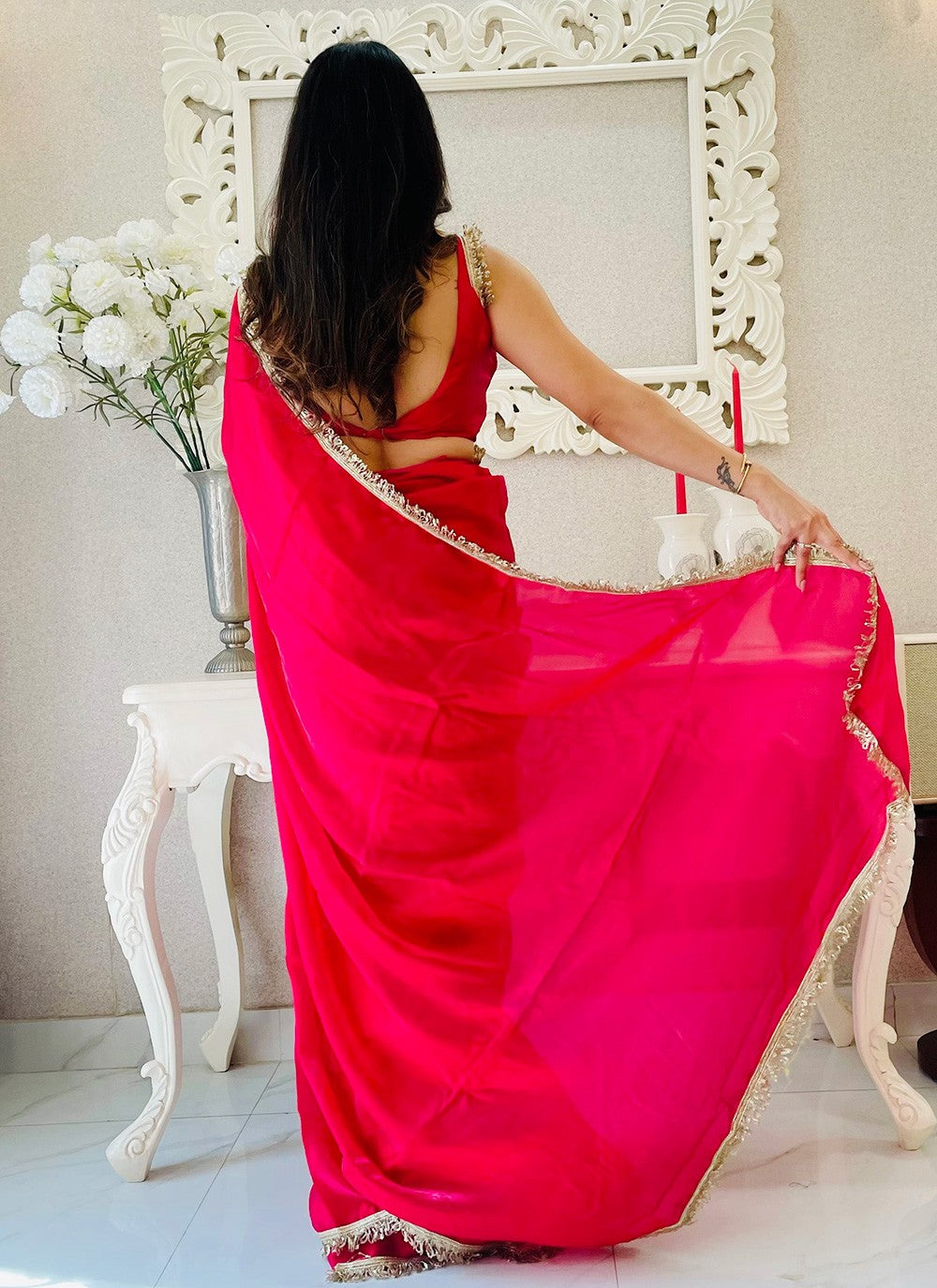 Saree – Effortless ethnic charm, ready to wear. 