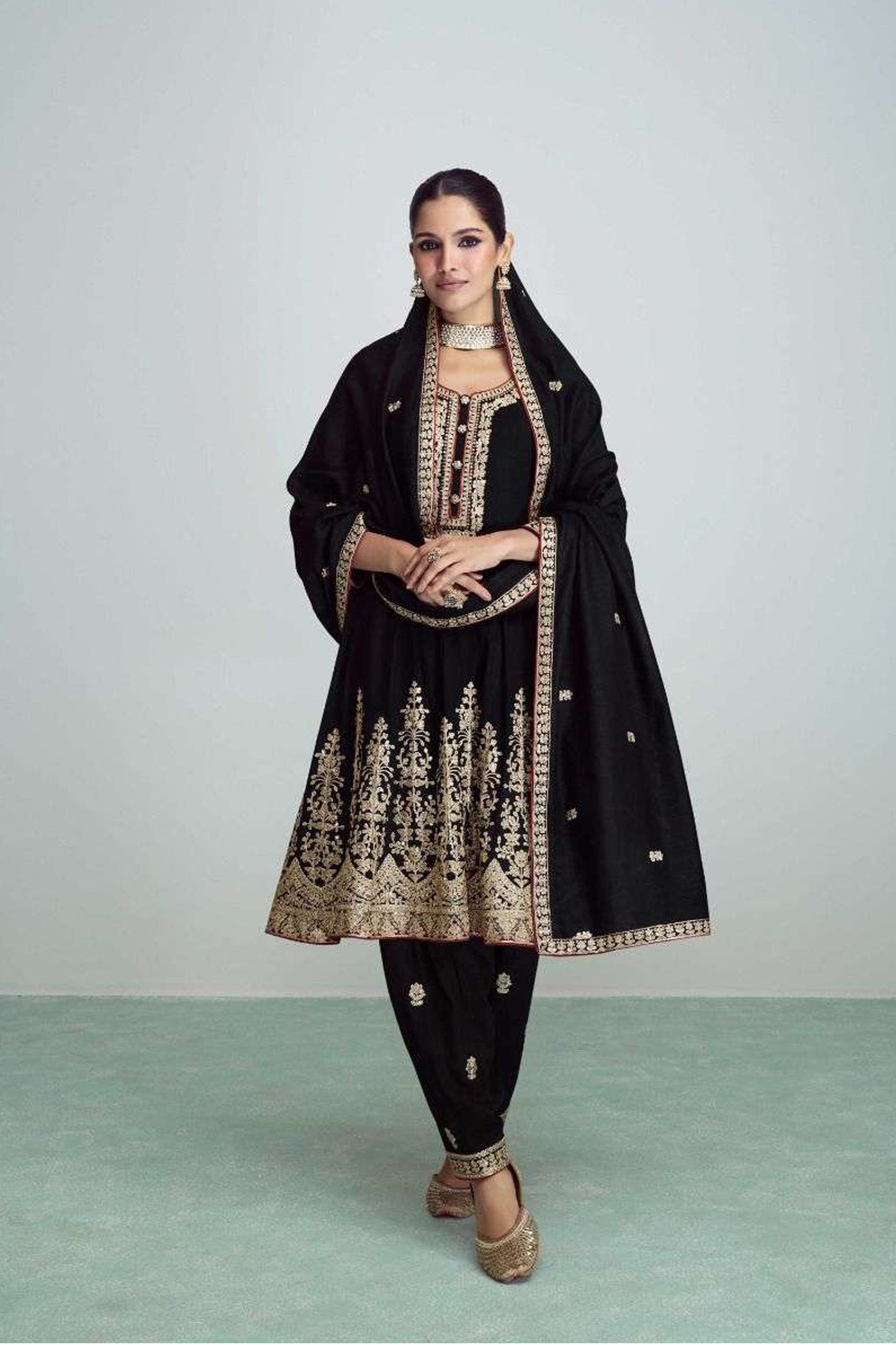 Designer salwar kameez with embroidery work full length