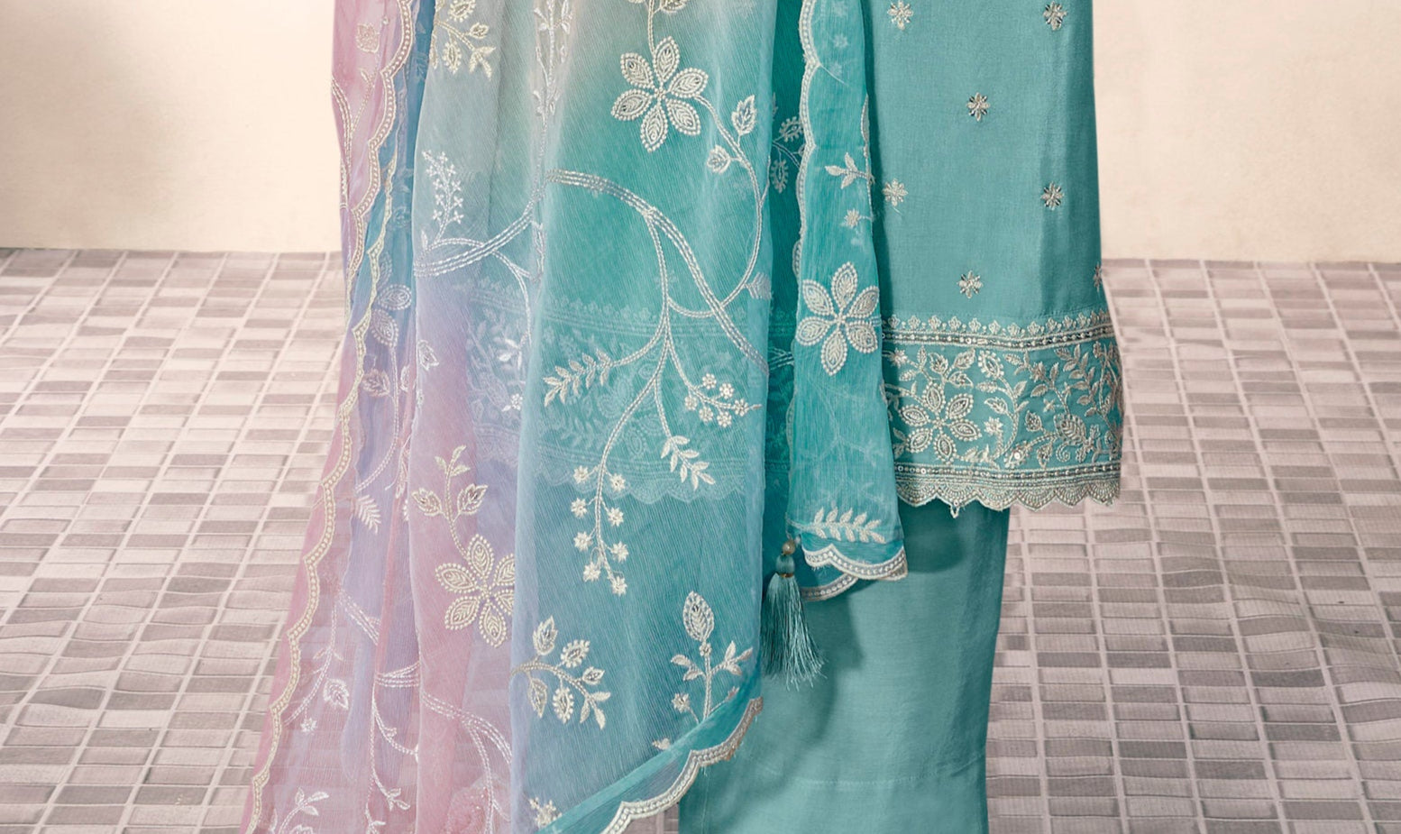 printed art design detail on kurta panel