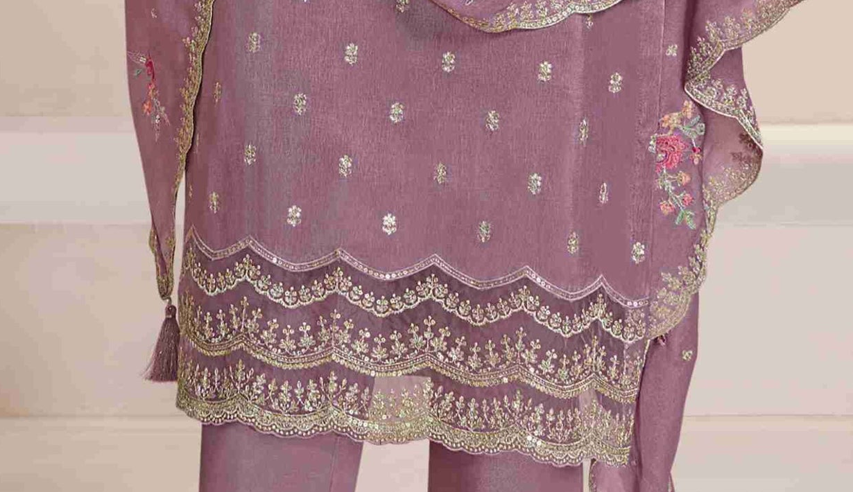 elegant kameez shalwar for wedding guest styling