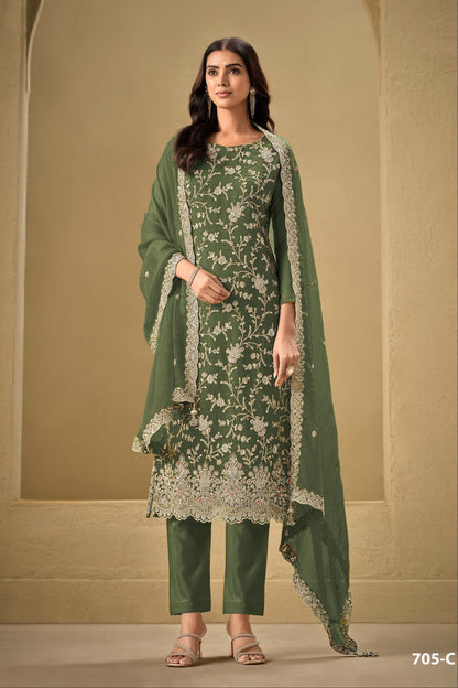Olive Green salwar kameez feels fresh and natural. It’s great for everyday and special occasions. 