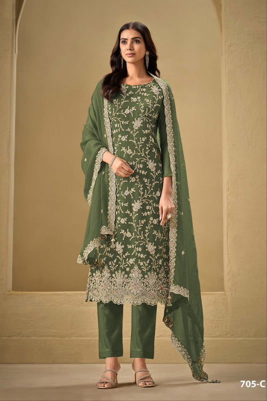 Olive Green salwar kameez feels fresh and natural. It’s great for everyday and special occasions. 