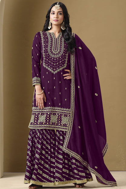 Purple salwar kameez looks royal and elegant. From light to dark purple. 