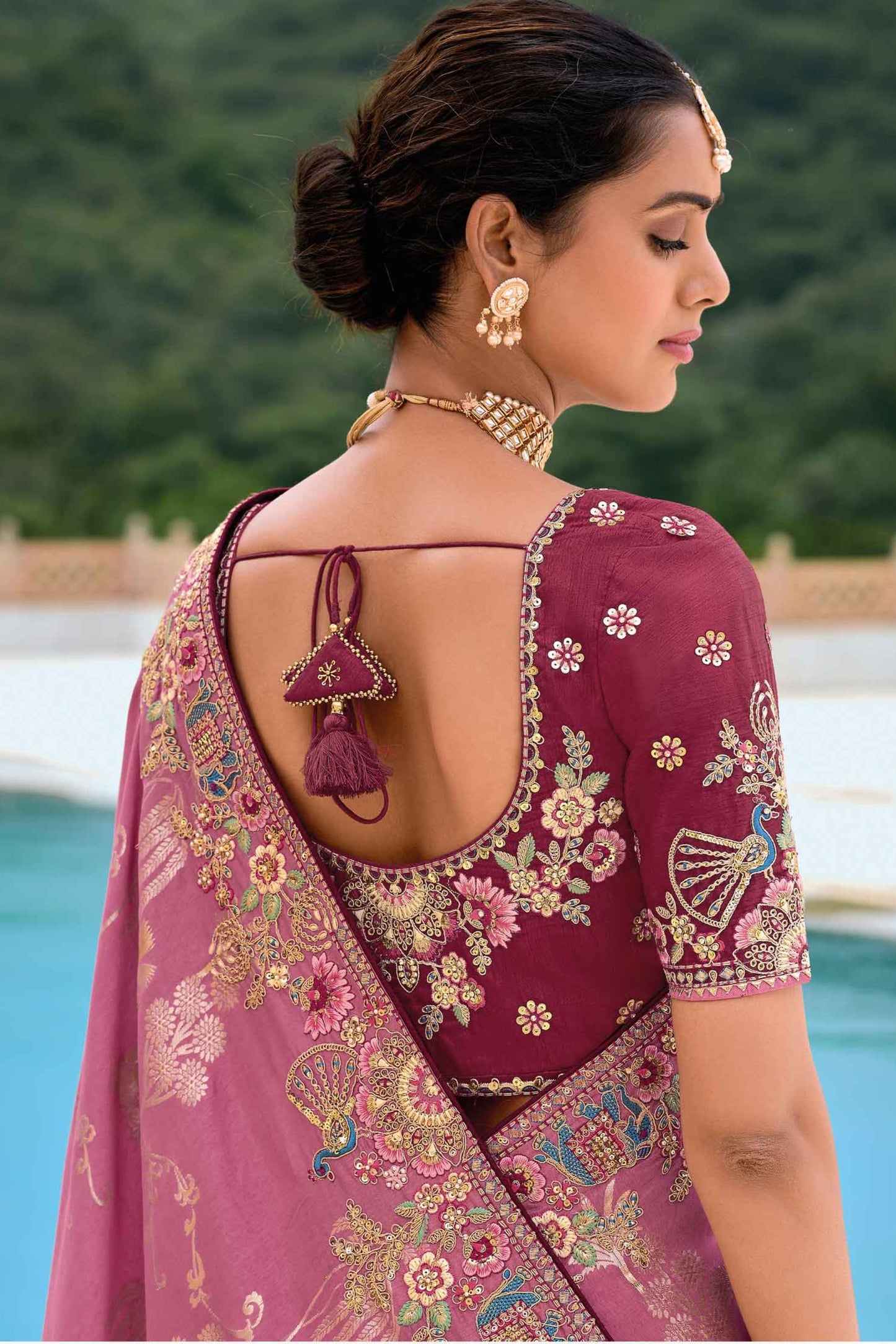 Pink Saree reflects softness and charm – perfect for graceful day functions. 