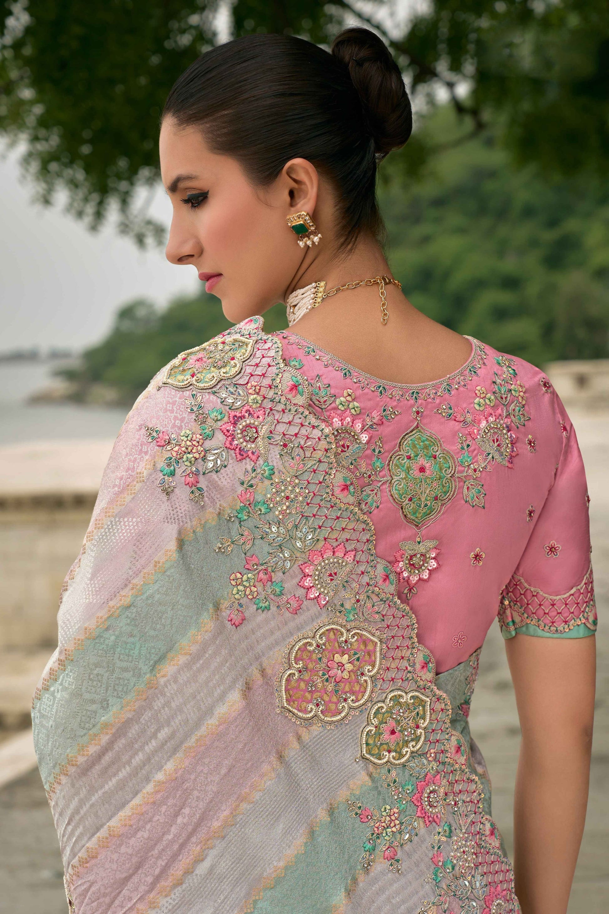 Saree – Graceful, airy styles for every festive moment. 