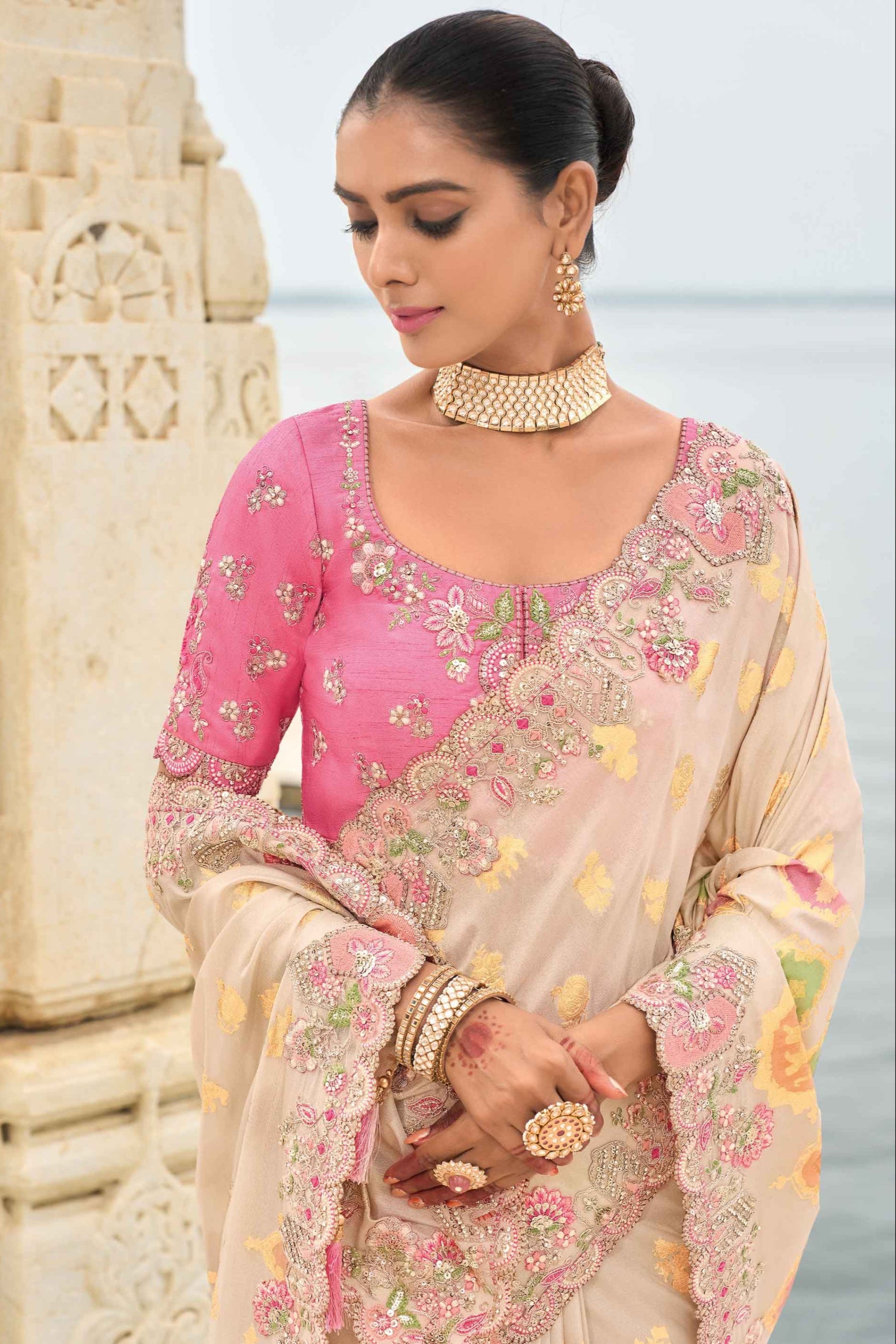 Off White Saree stands for purity and class – ideal for serene and sacred events. 