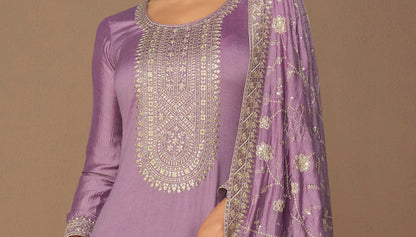 Lavender salwar kameez outfit close composition