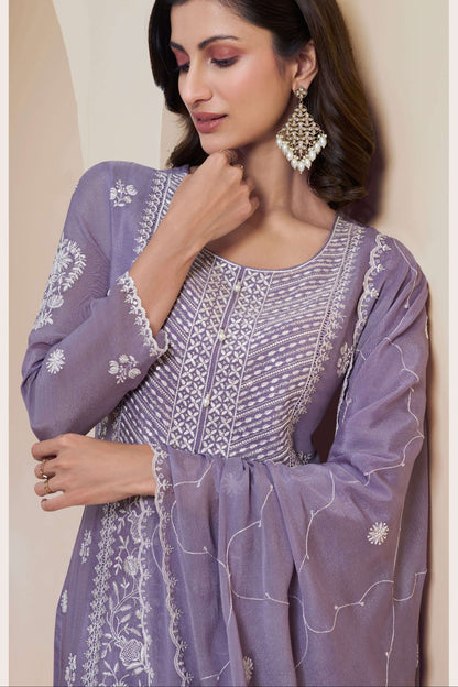 Salwar suit with dupatta styled for Navratri outfit for women