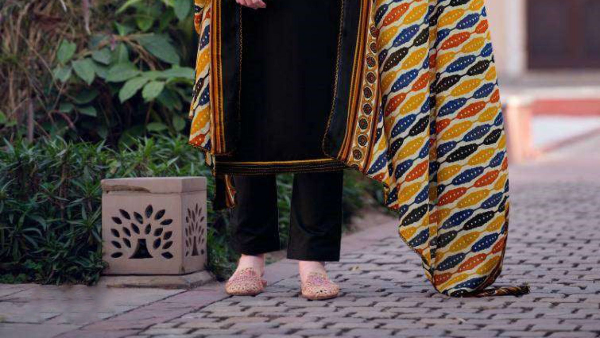 Perfect for a festive Party Wear, Black color shalwar kameez Suit 