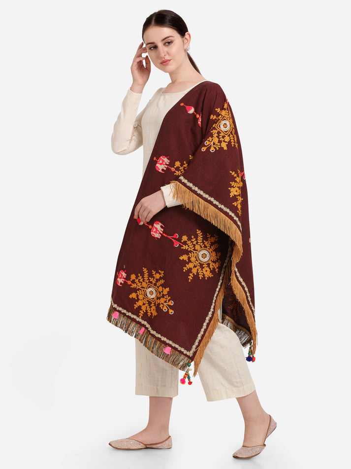 Embroidery printed brown dupatta styling detail