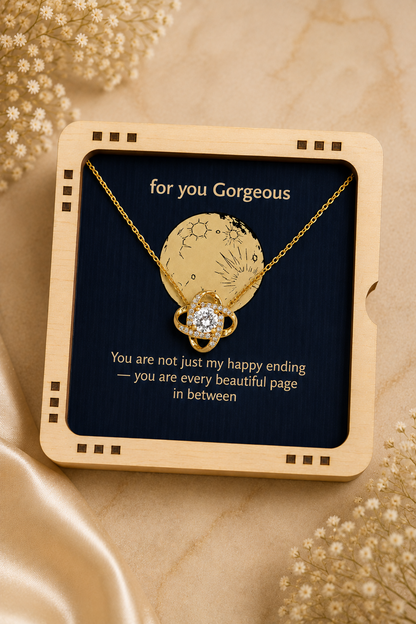 Gold-tone alloy necklace with decorative round pendant