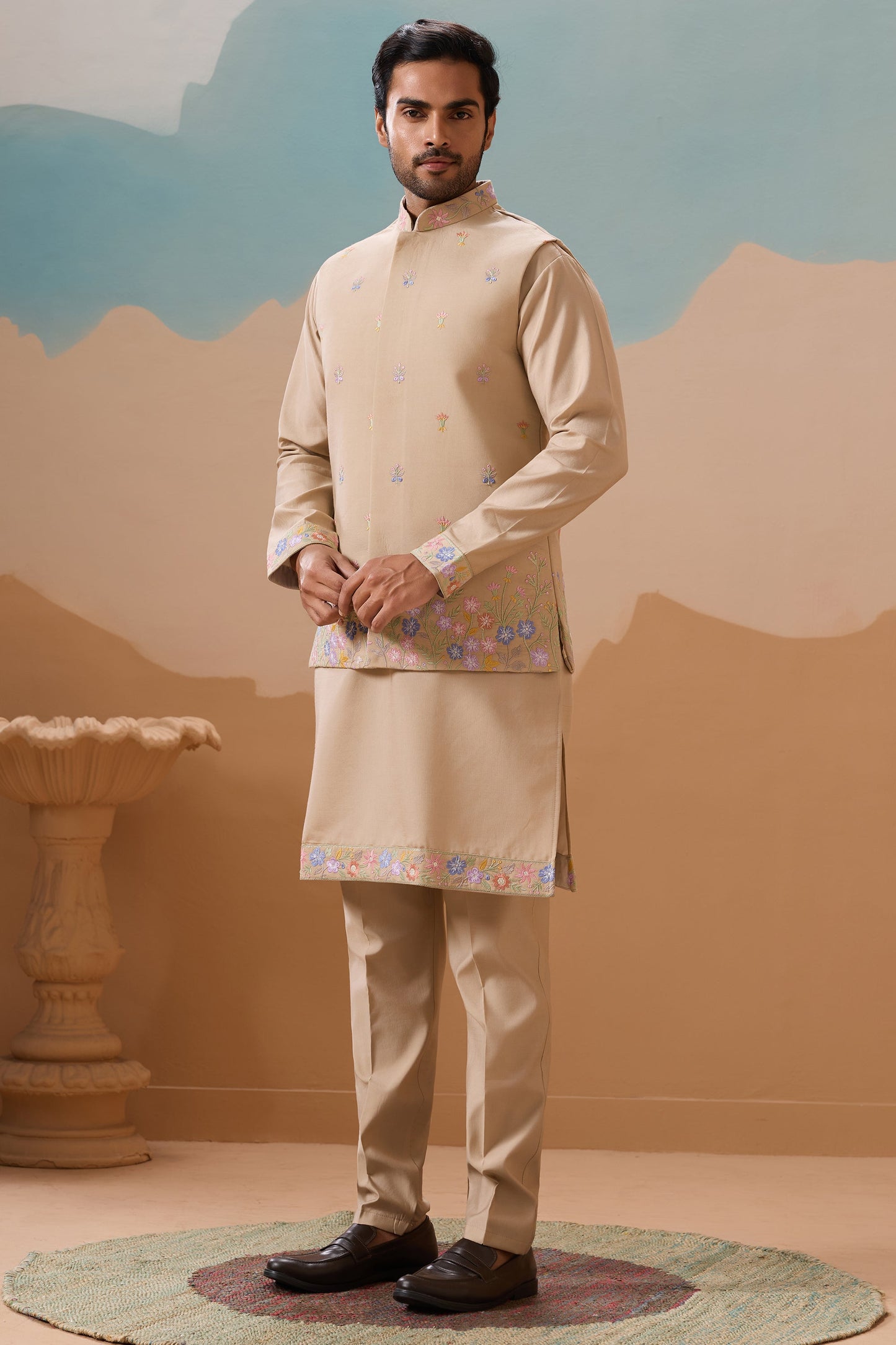 Indian Kurta In Cream Color For Festive Wear