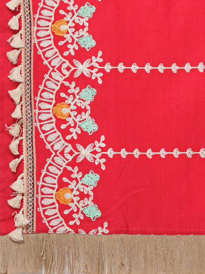 RED dupatta sawal showcasing embroidery print detail