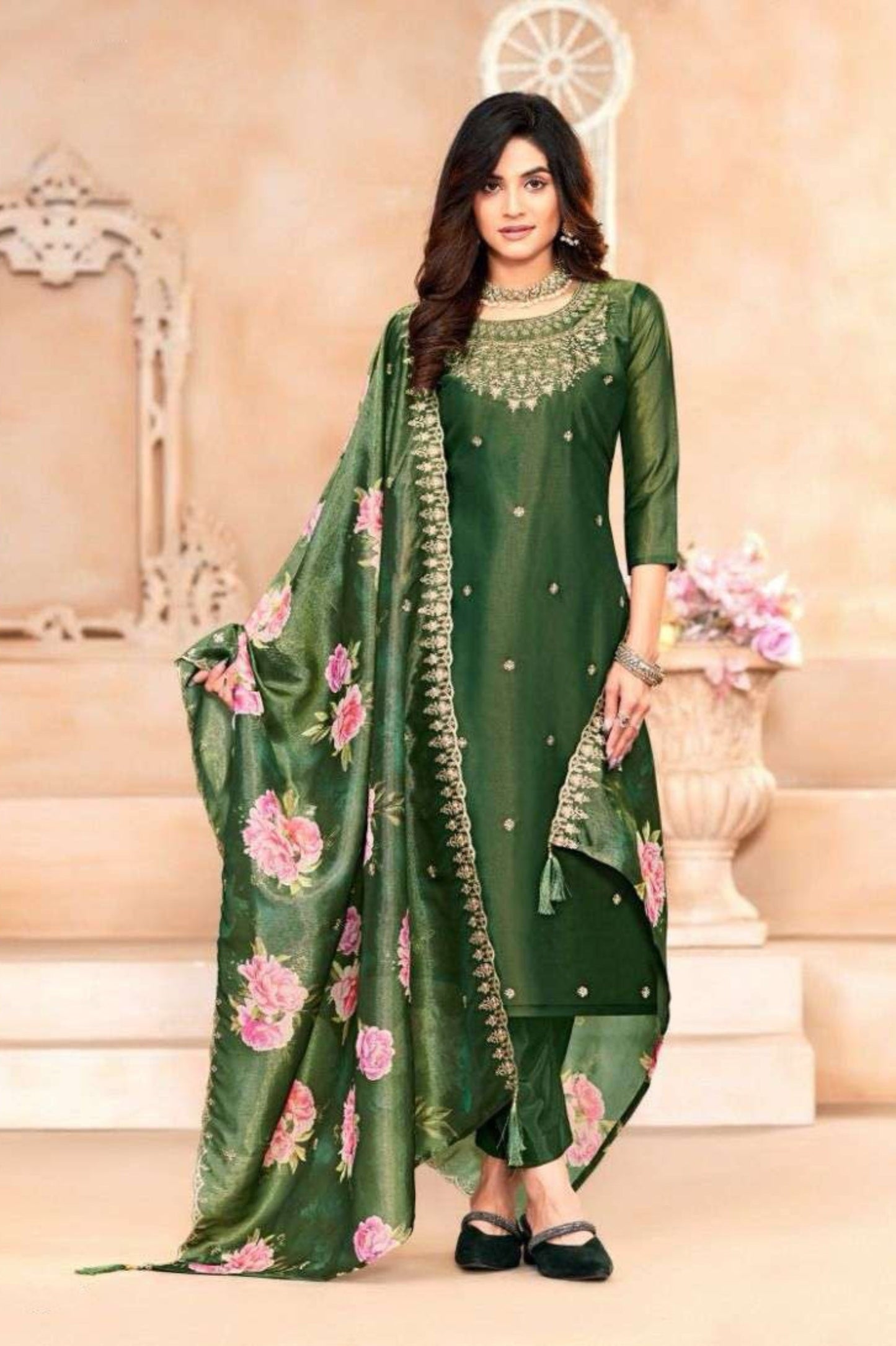 Pakistani salwar kameez with printed dupatta
