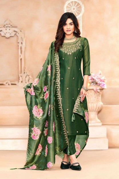Pakistani salwar kameez with printed dupatta
