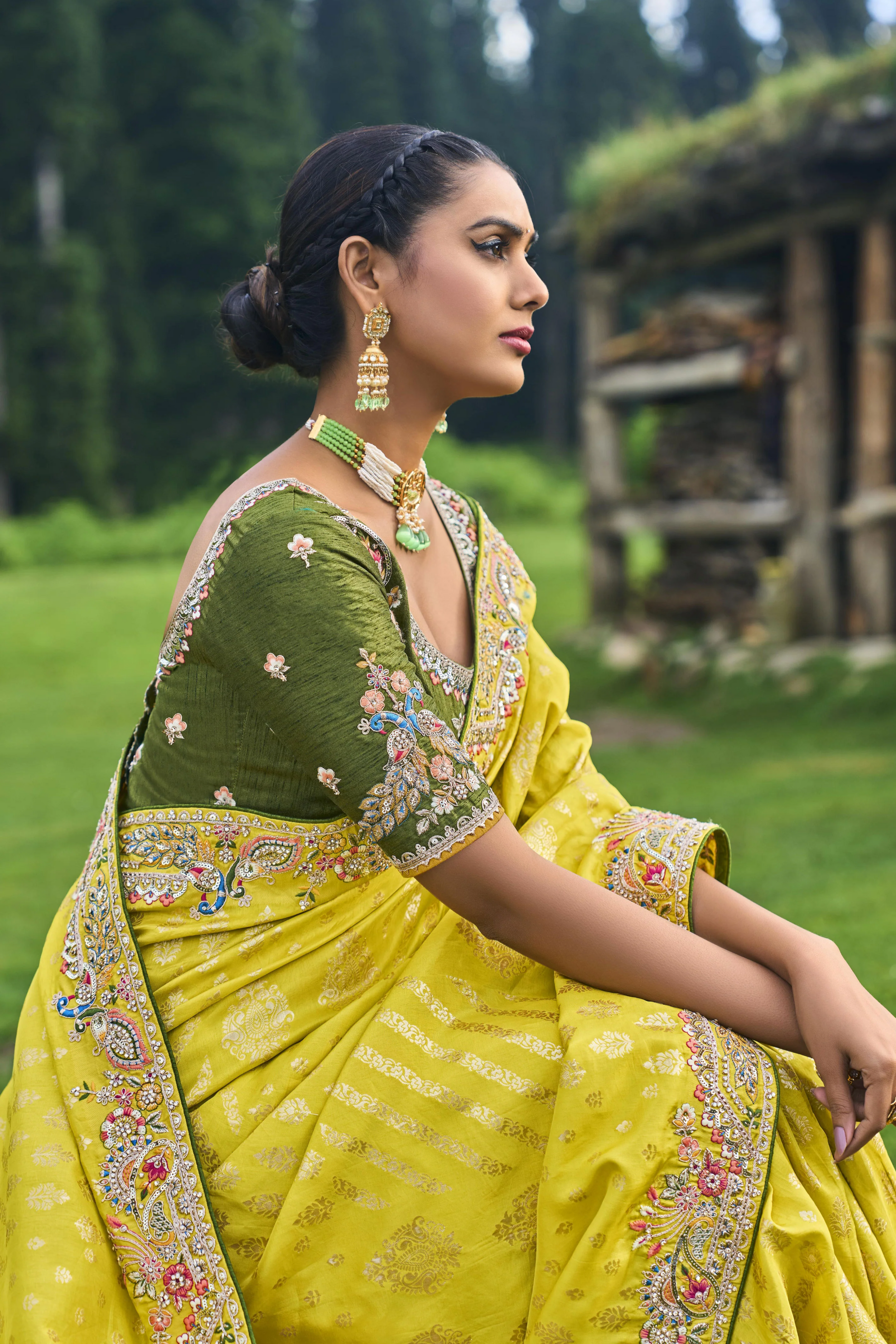 Yellow Saree brings sunshine and joy – ideal for Haldi, Eid, or summer events. 